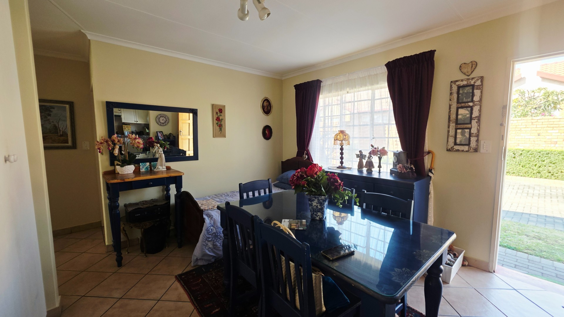 Townhouse To Rent in Magalieskruin, Pretoria