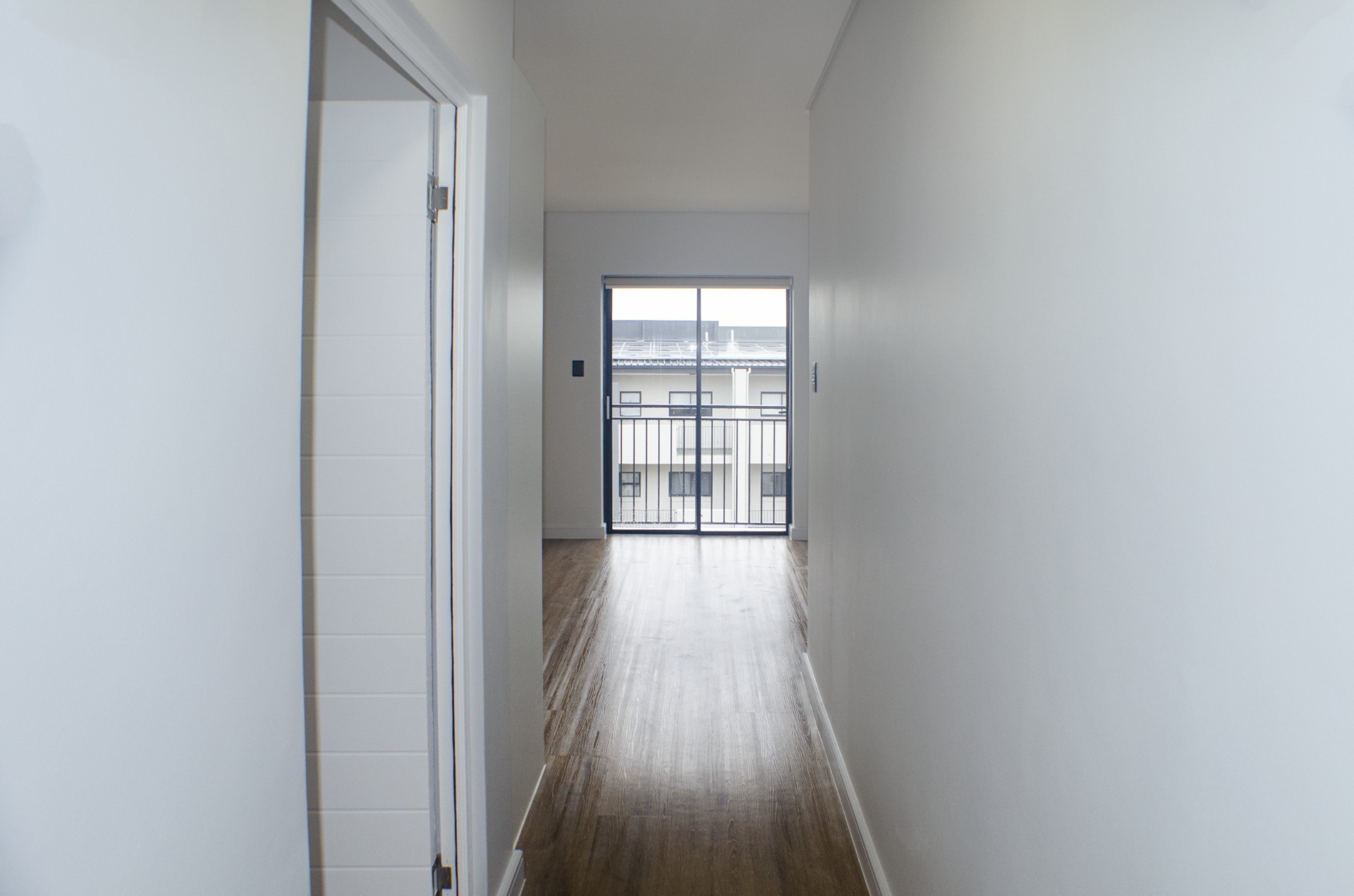 Stunning 1 bedroom Apartment in Newinbosch.