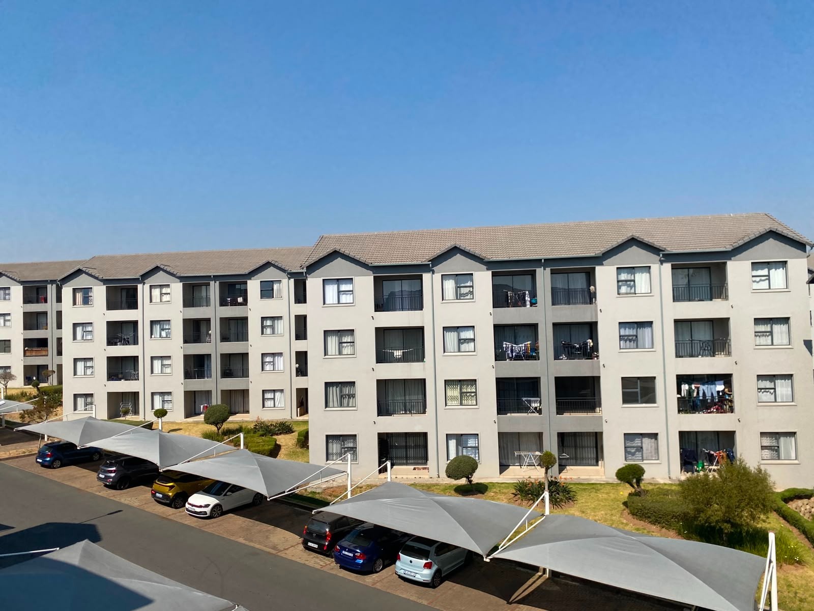 Apartment To Rent in Carlswald, Midrand