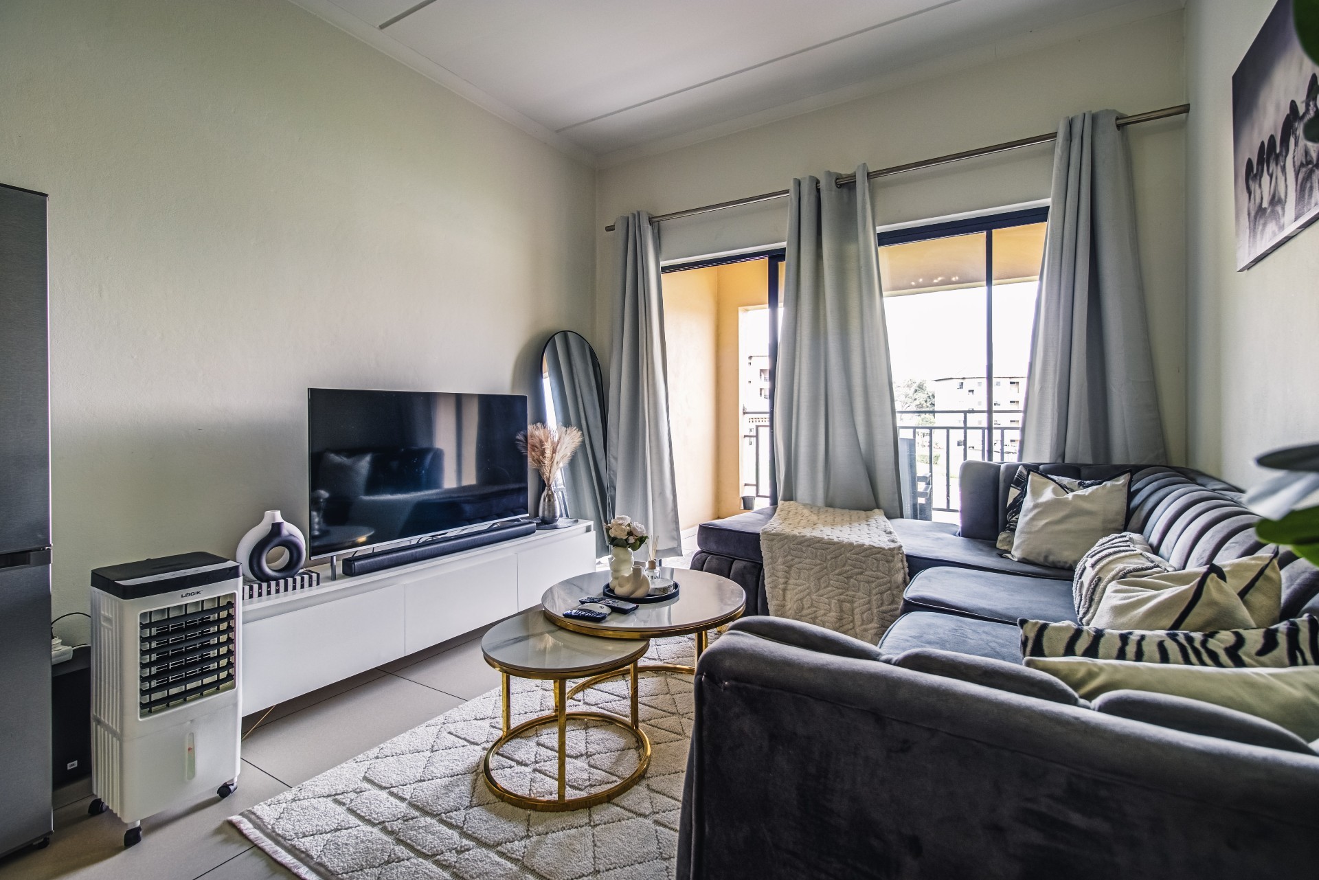 MODERN 1-BEDROOM APARTMENT FOR SALE | ROYAL REEF WEST, BOKSBURG