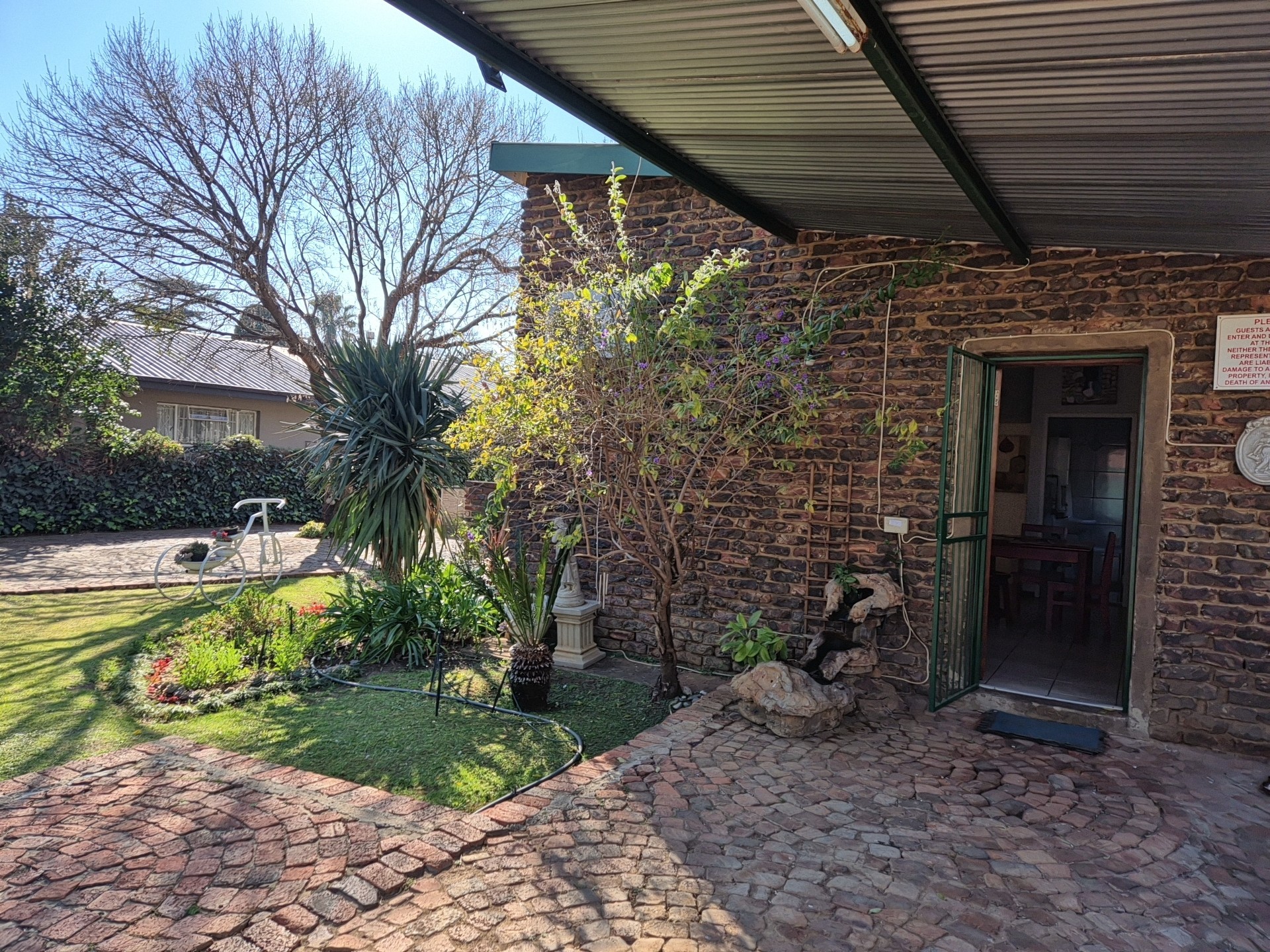 Guest House For Sale in Potchefstroom Central, Potchefstroom, North West