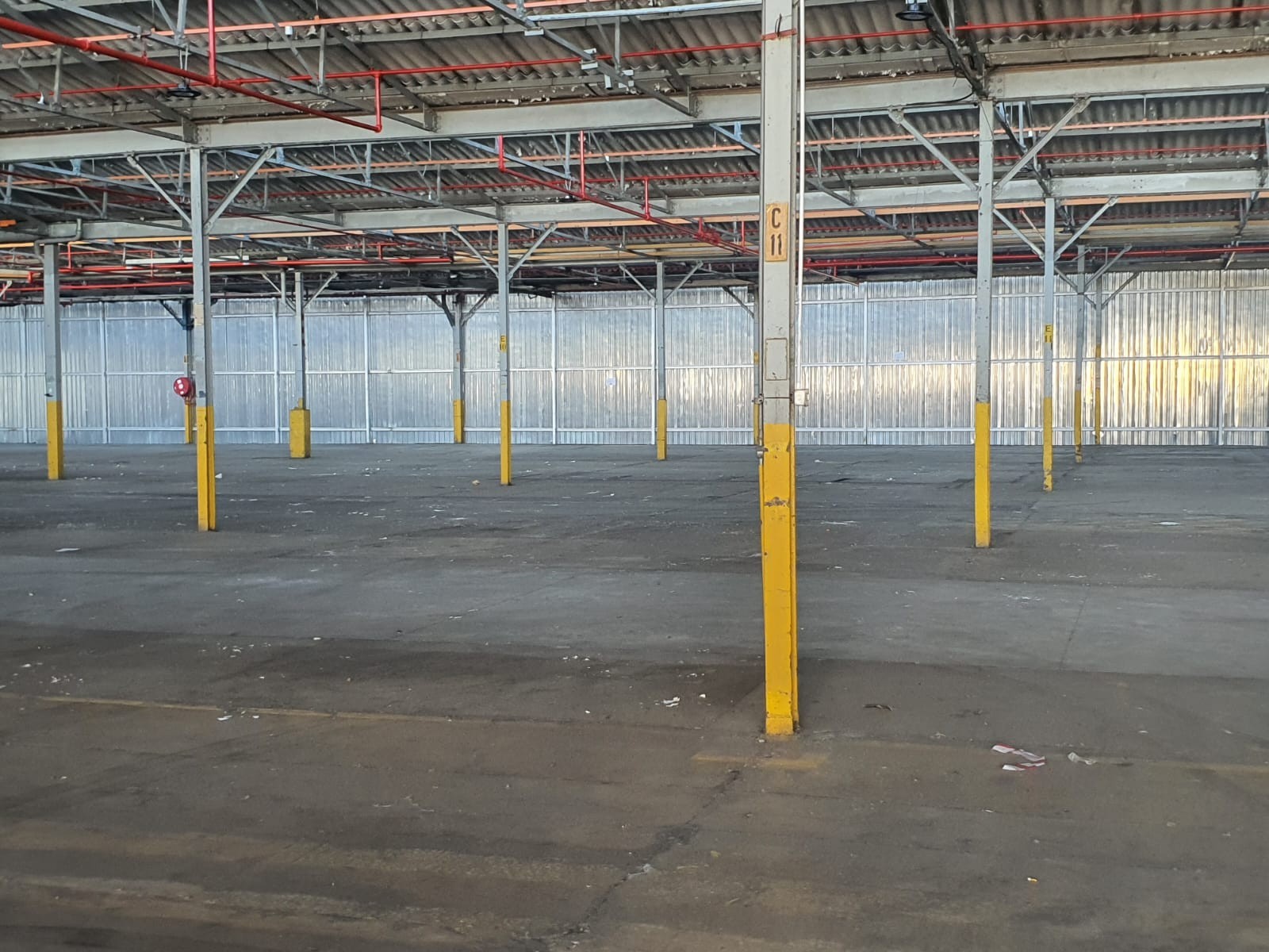 Warehouse To Rent in Sidwell, Port Elizabeth
