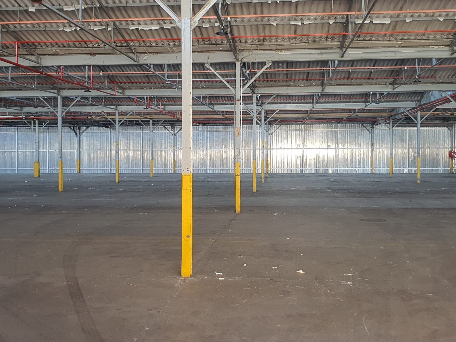 Warehouse To Rent in Sidwell, Port Elizabeth