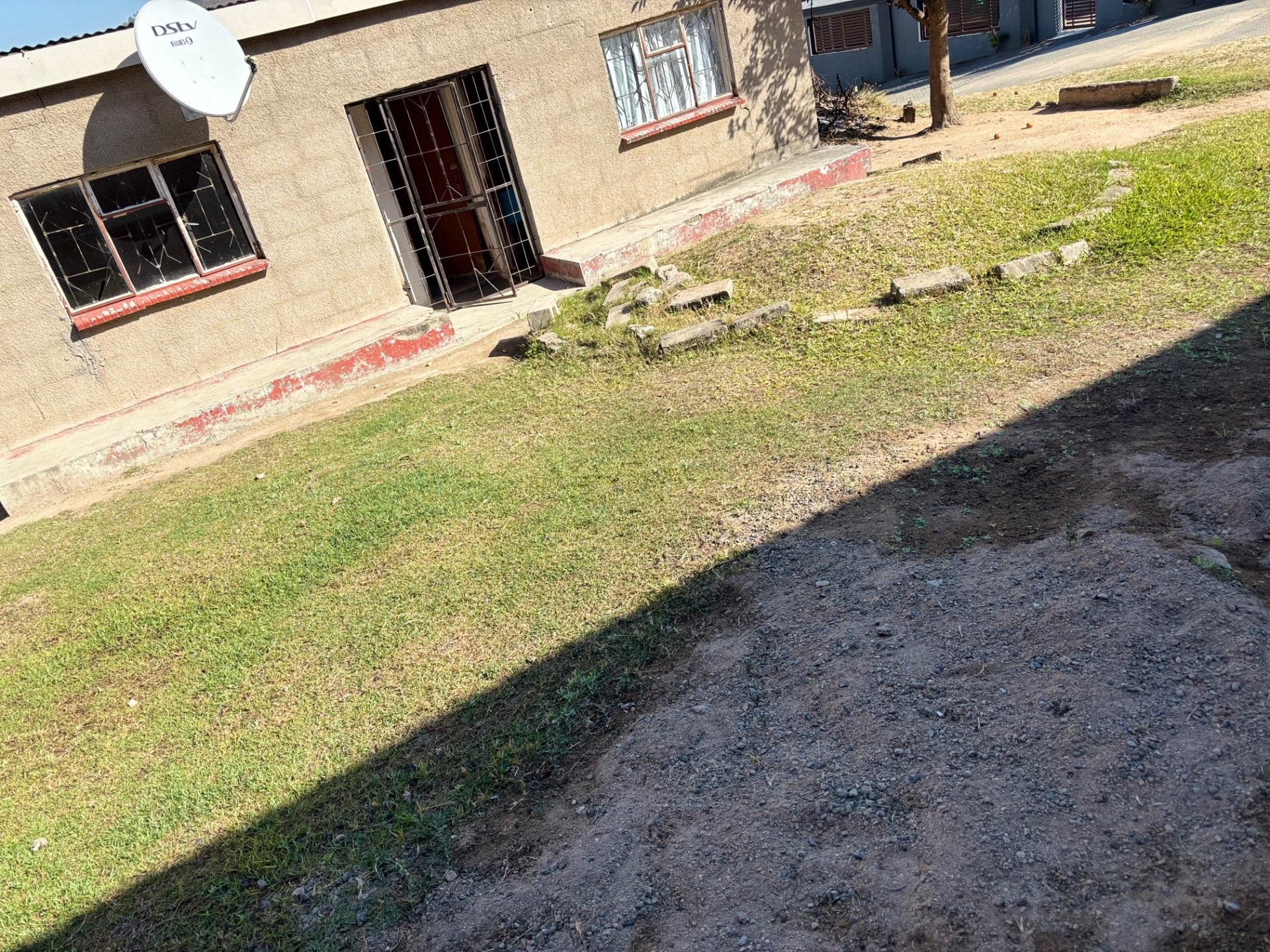 House For Sale in Kanyamazane, Nsikazi