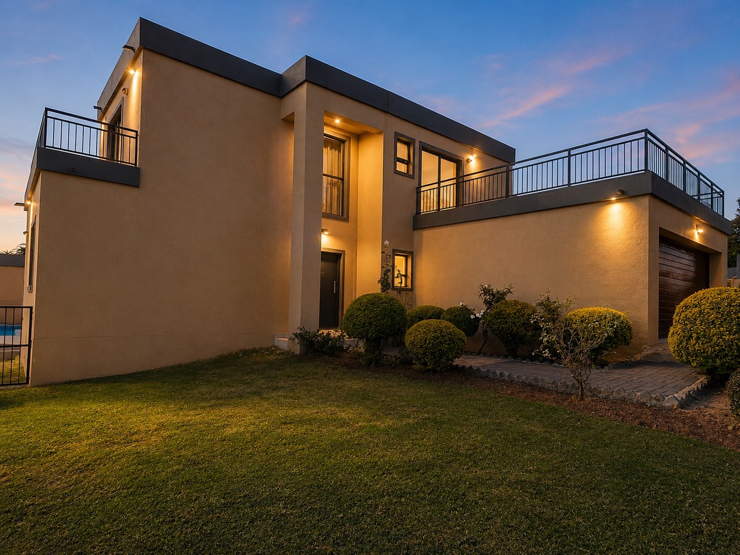 EXCLUSIVE 3 BED 2,5 BATH HOME KYALAMI HILLS