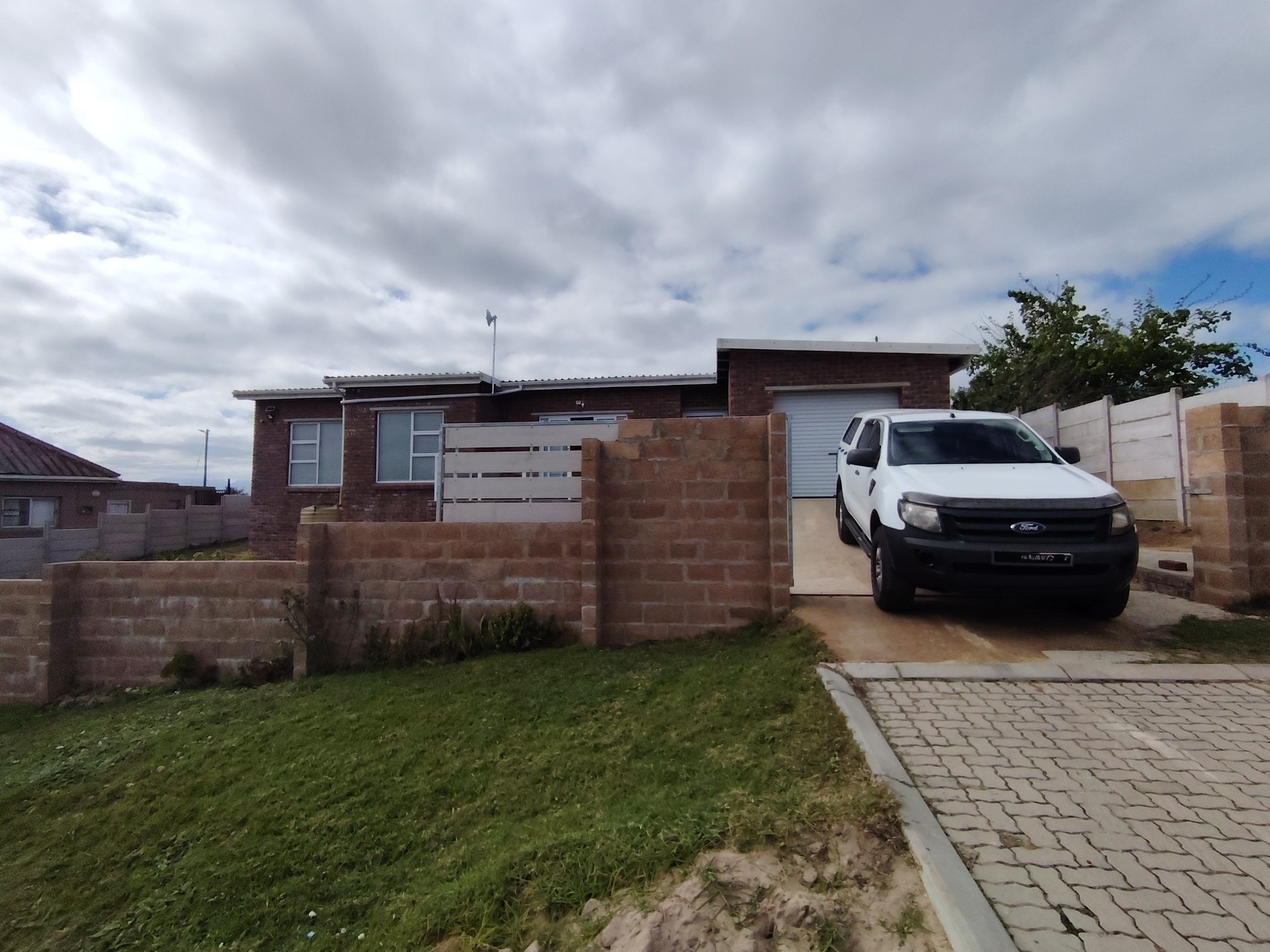 House To Rent in Pacaltsdorp, George
