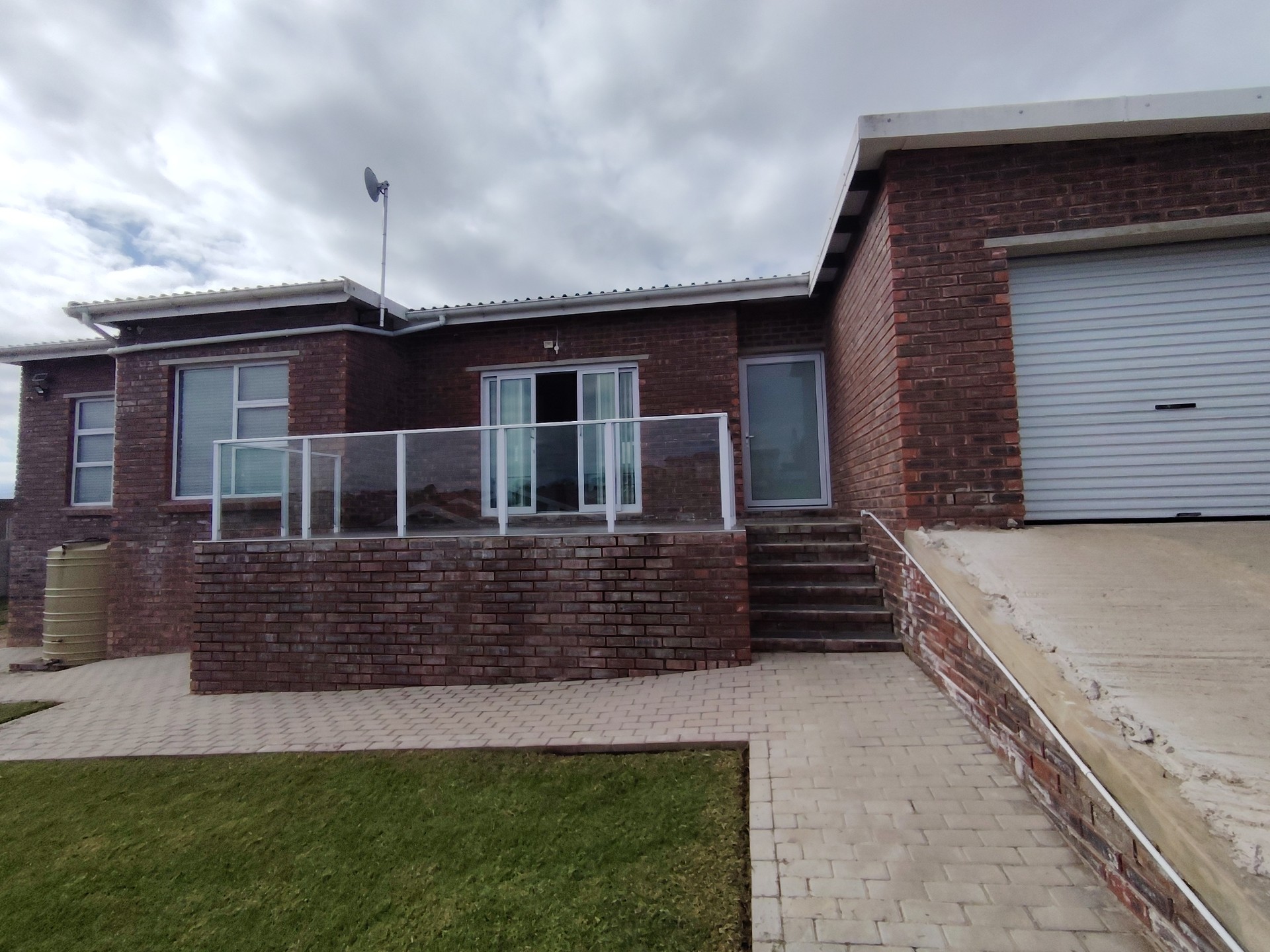 House To Rent in Pacaltsdorp, George