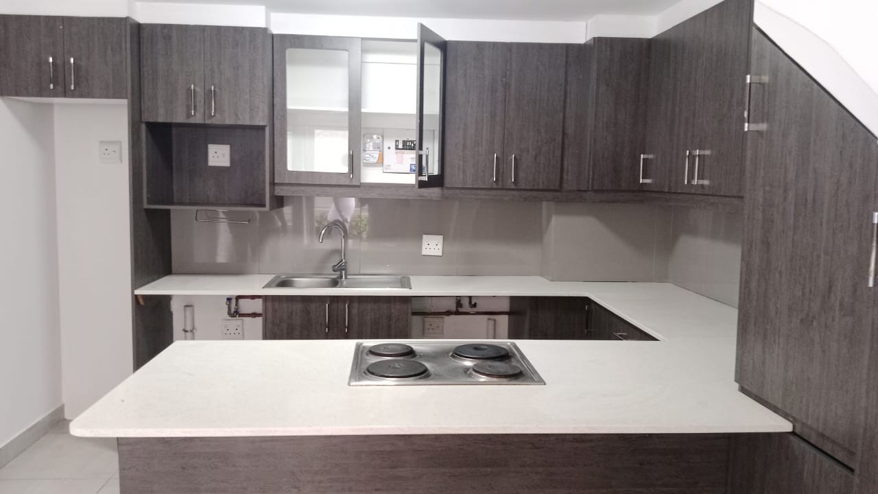 Apartment To Rent in Morningside, Durban, KwaZulu Natal