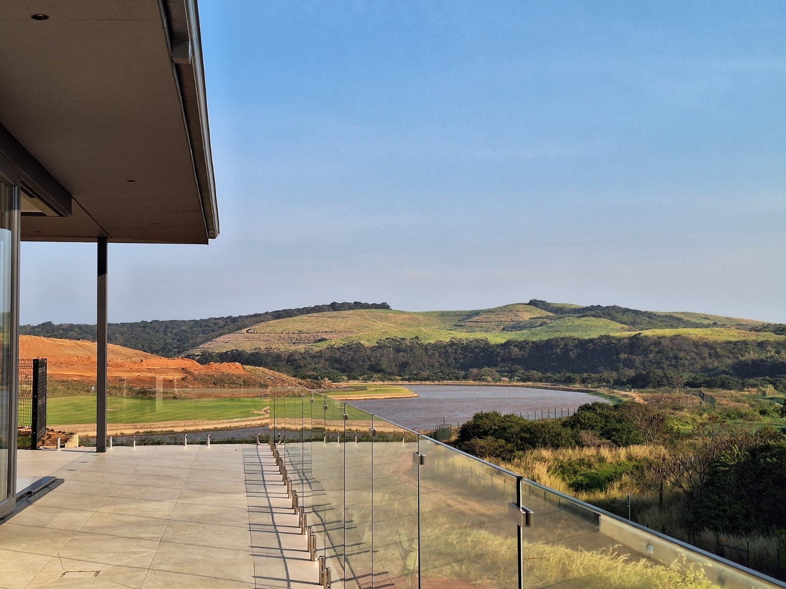 Luxury 4 Bedroom Home with Lake Views in Zimbali Lakes Resort