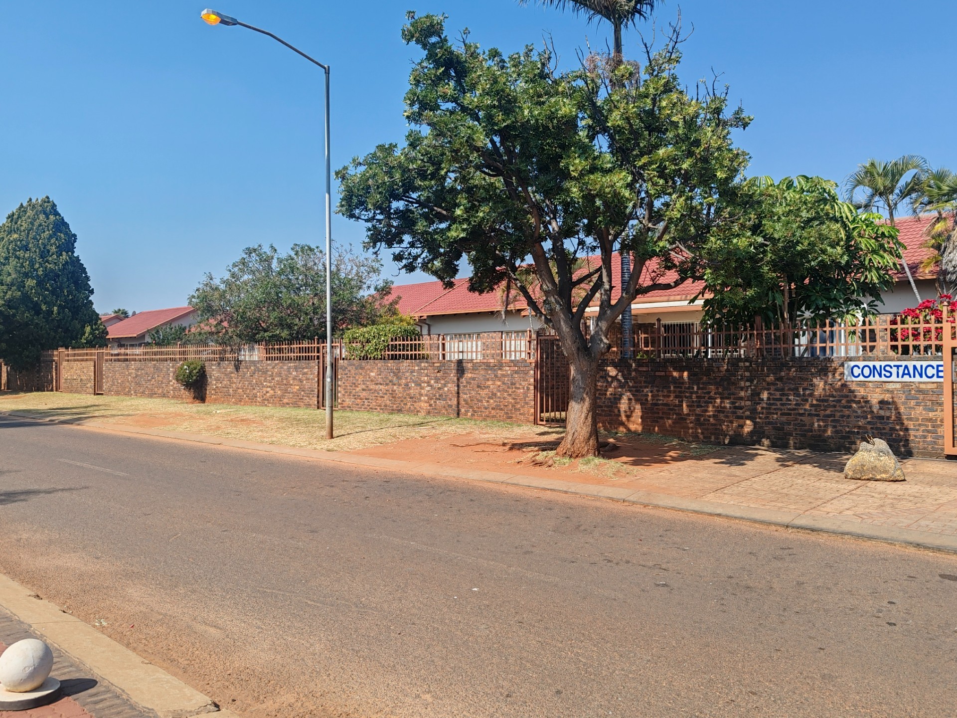Townhouse For Sale in The Orchards Akasia