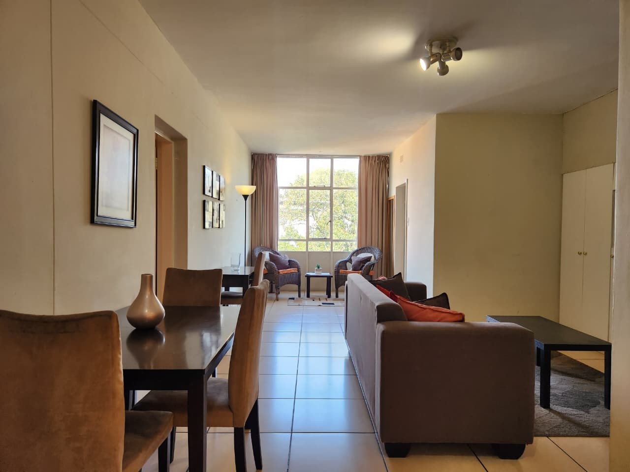Apartment To Rent in Illovo, Sandton