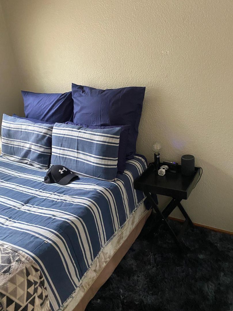 1 Room To Share In a 3 Bedroom Apartment