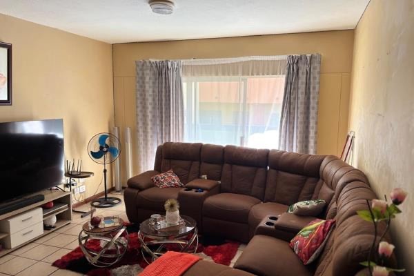 Apartment To Rent in Sonheuwel, Nelspruit