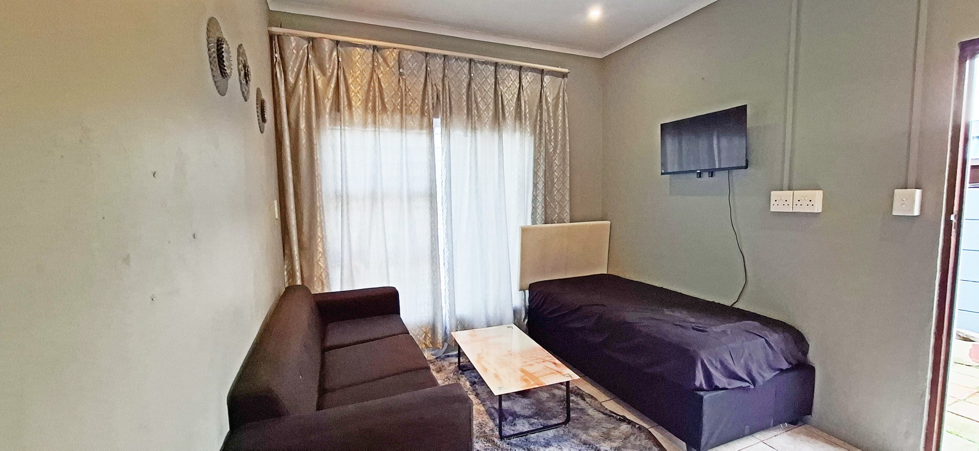 Apartment for rent in Gordons Bay Central, Gordons Bay, 17 m²
