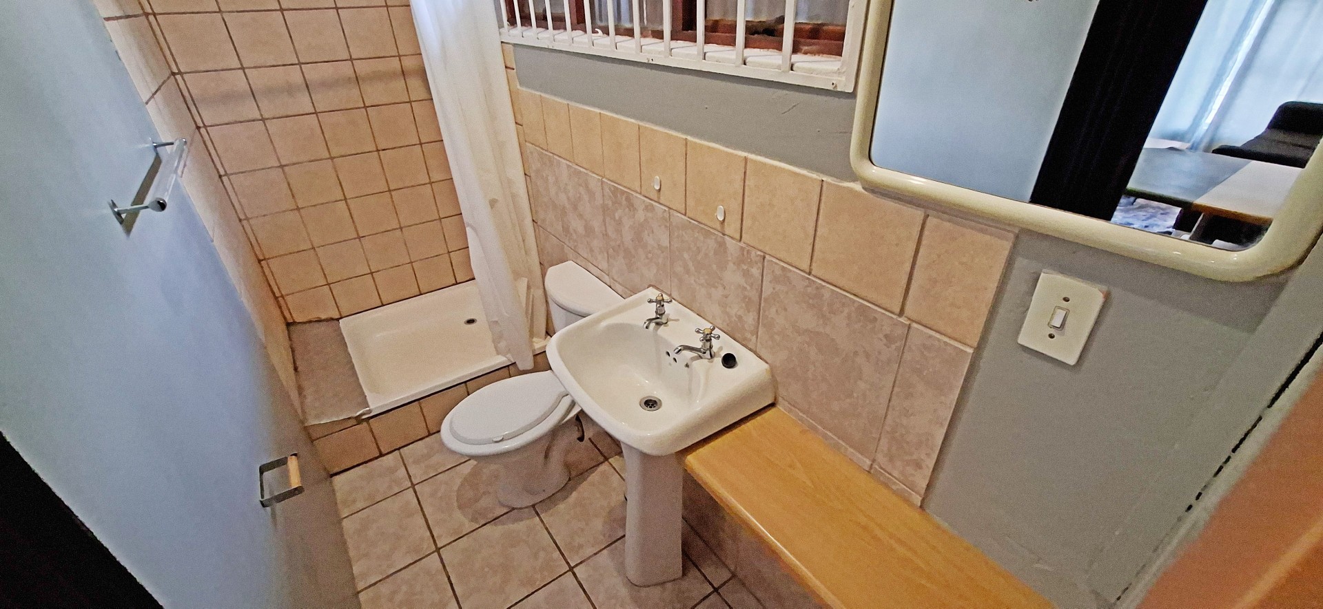 Apartment for rent in Gordons Bay Central, Gordons Bay, 17 m²