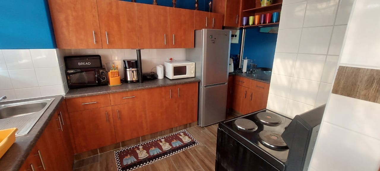 Charming Uvongo Apartment Offering Comfort, Style, Serenity