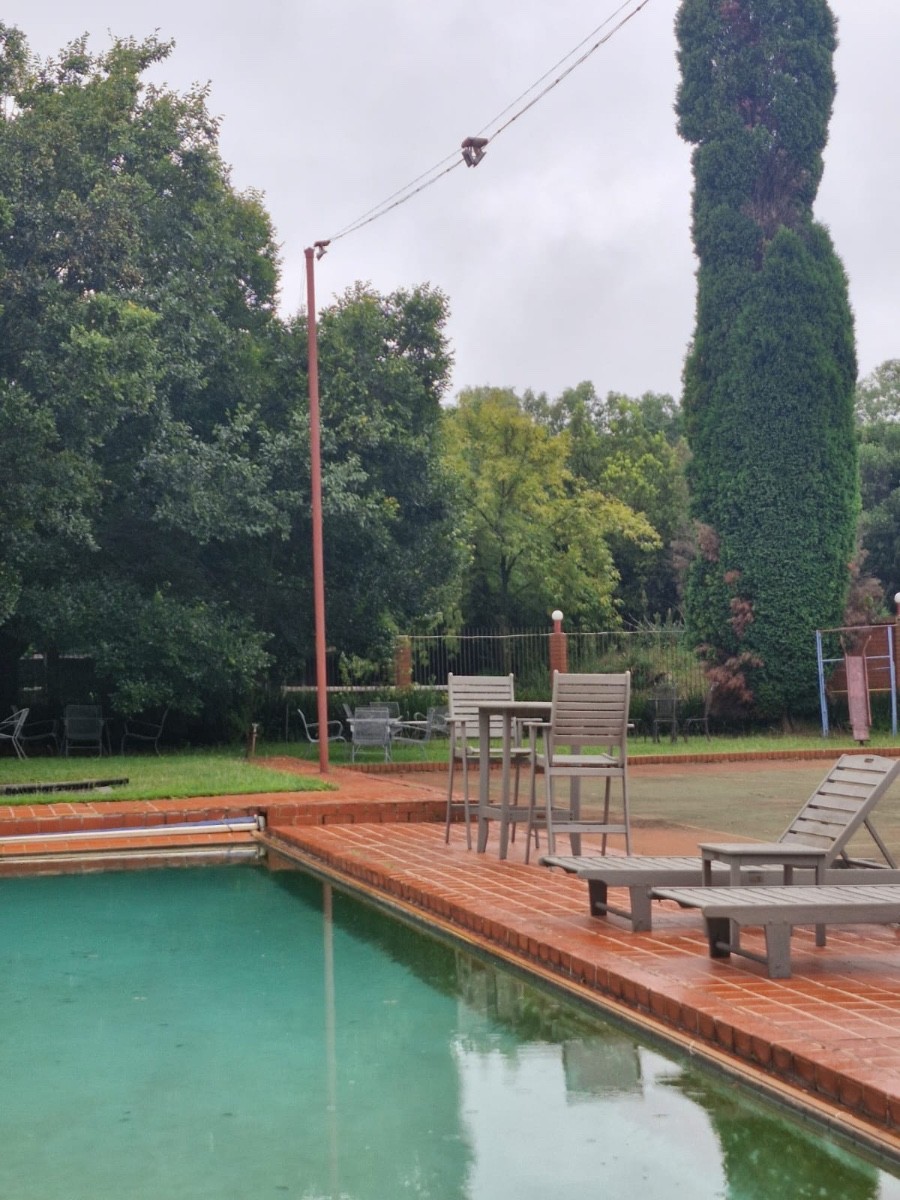 A Rare, 4.3 HA Turnkey Opportunity With Exceptional Infrastructure And Versatility