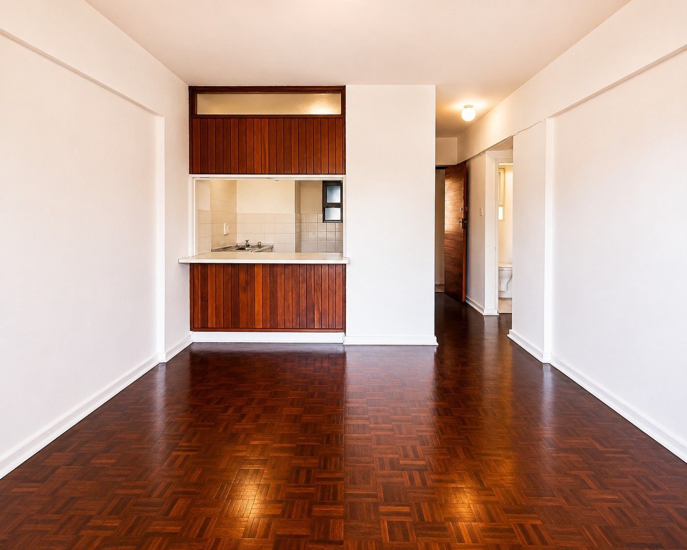 Quaint East Facing Apartment on Victoria Embankment For Rent