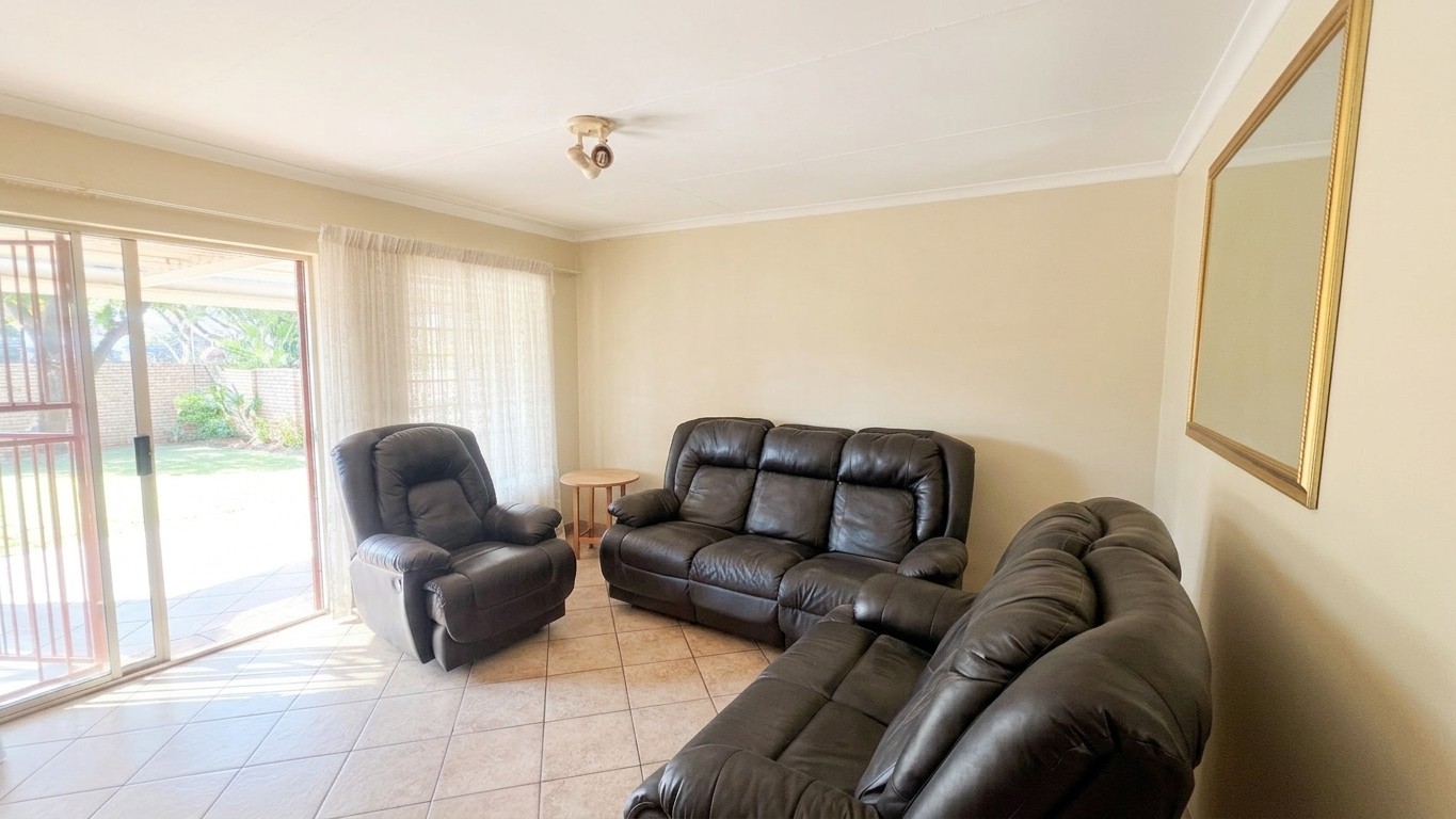 Townhouse To Rent in Magalieskruin, Pretoria