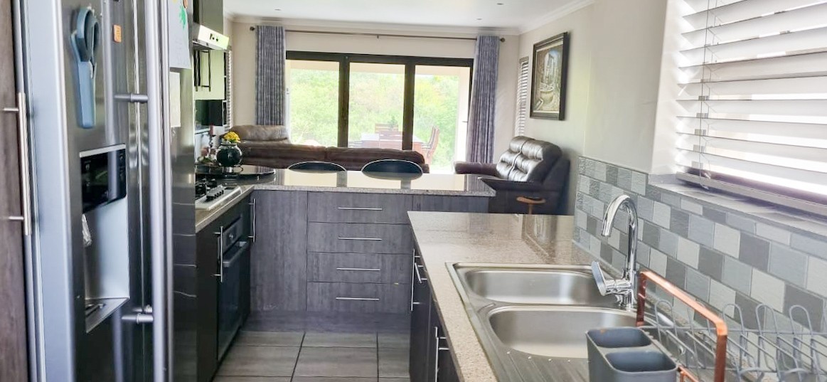 House for sale in Ngwenya River Estate, Brits, North West, 159 m²