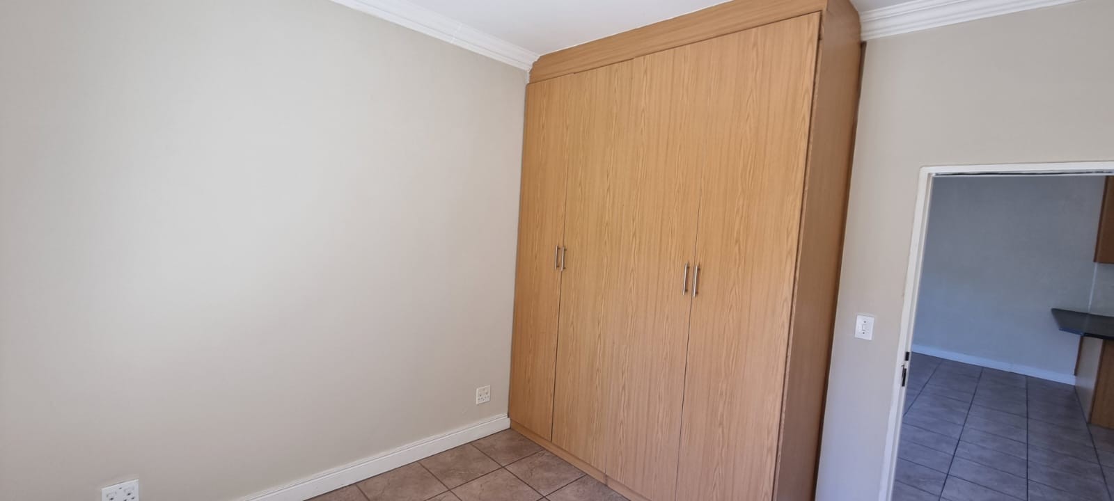 Two Bedroom Apartment To Rent in Rhodedene, Kimberley