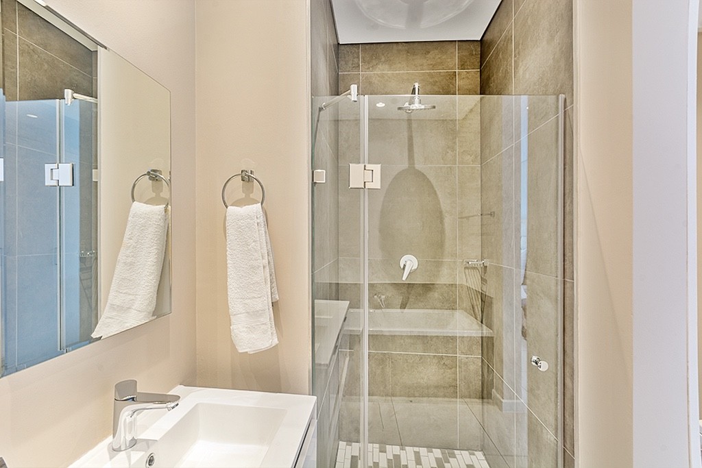2 Beds Fully Furnished Apartment To Rent in Sandton