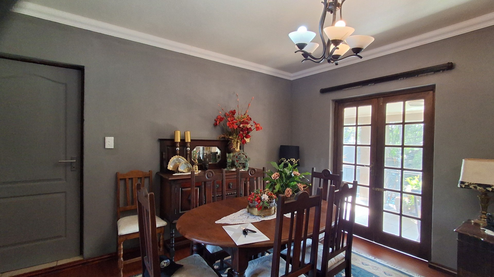 Spacious Family Townhouse In Prime Margate Location