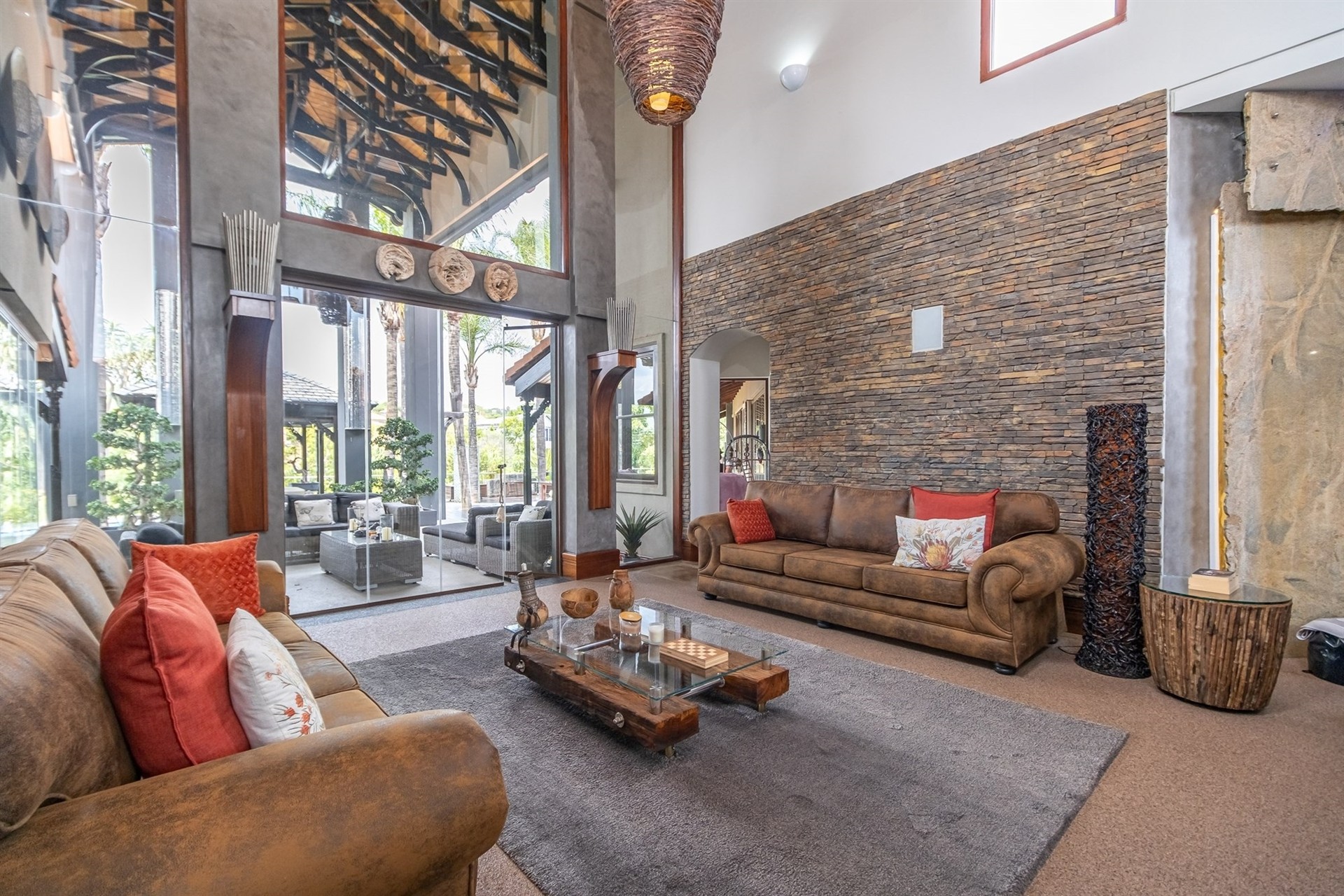 Modern Kingdom of Elegance - Eagle Canyon, Gauteng, South Africa