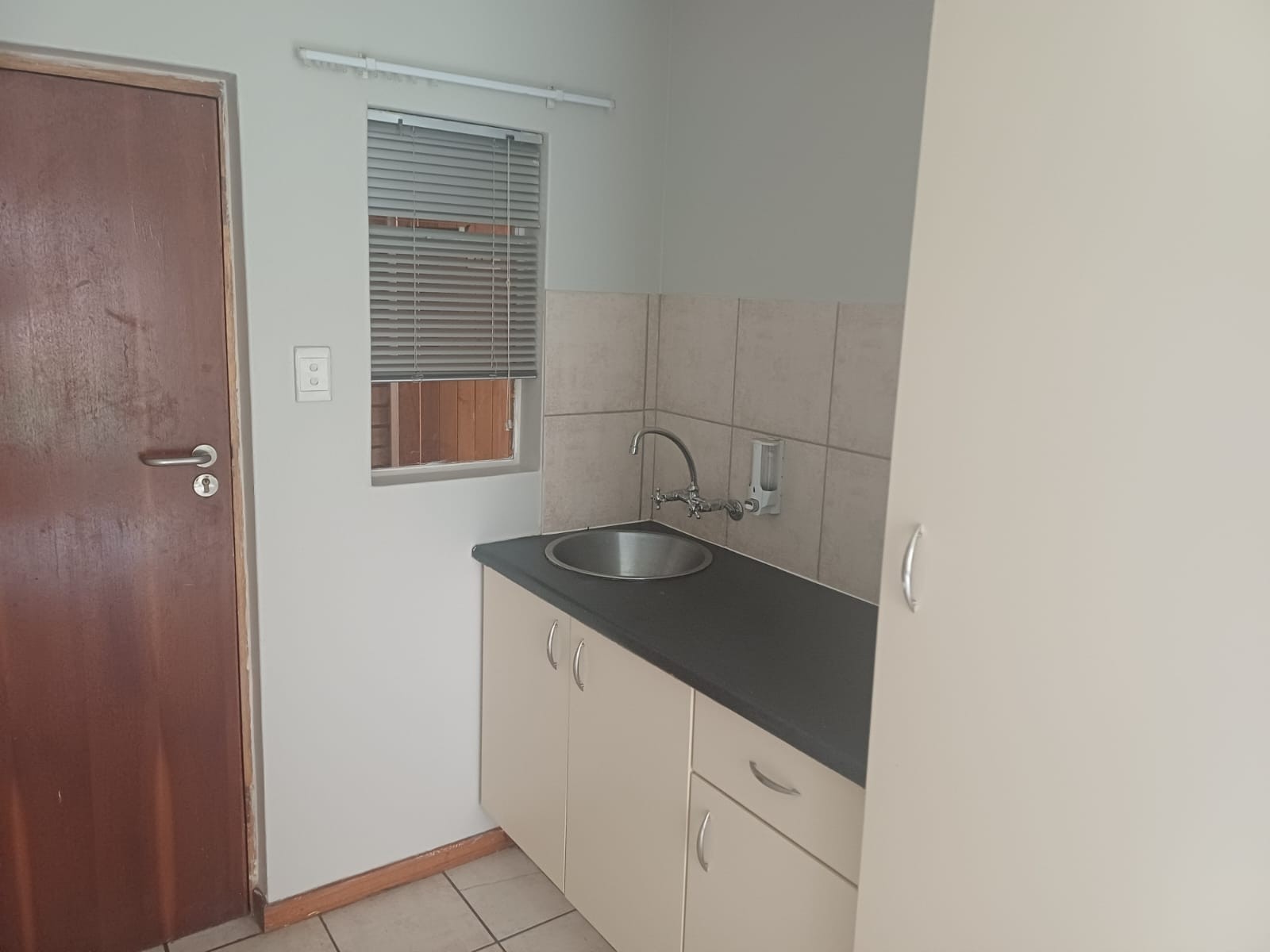 Studio For Sale in Auckland Park, Johannesburg