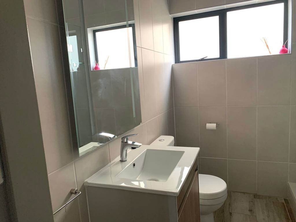Apartment To Rent in Umthunzi Valley, Midrand