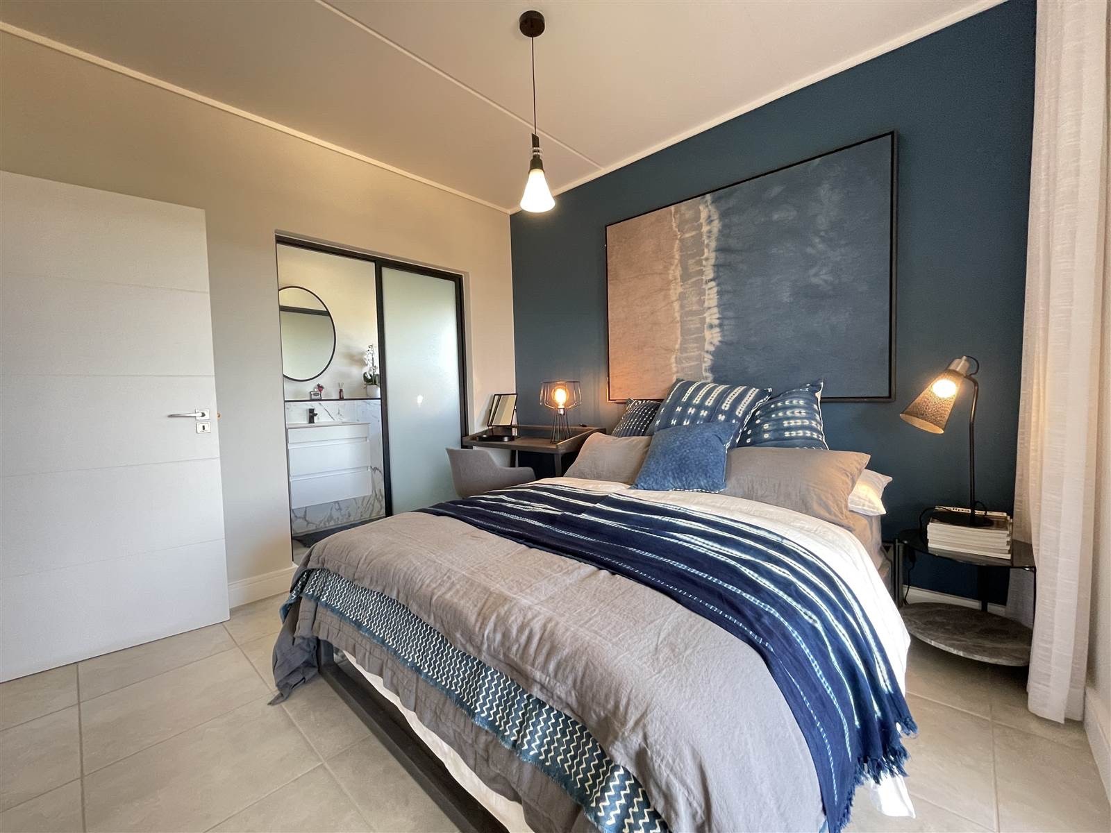 Apartment To Rent in Waterfall, Midrand
