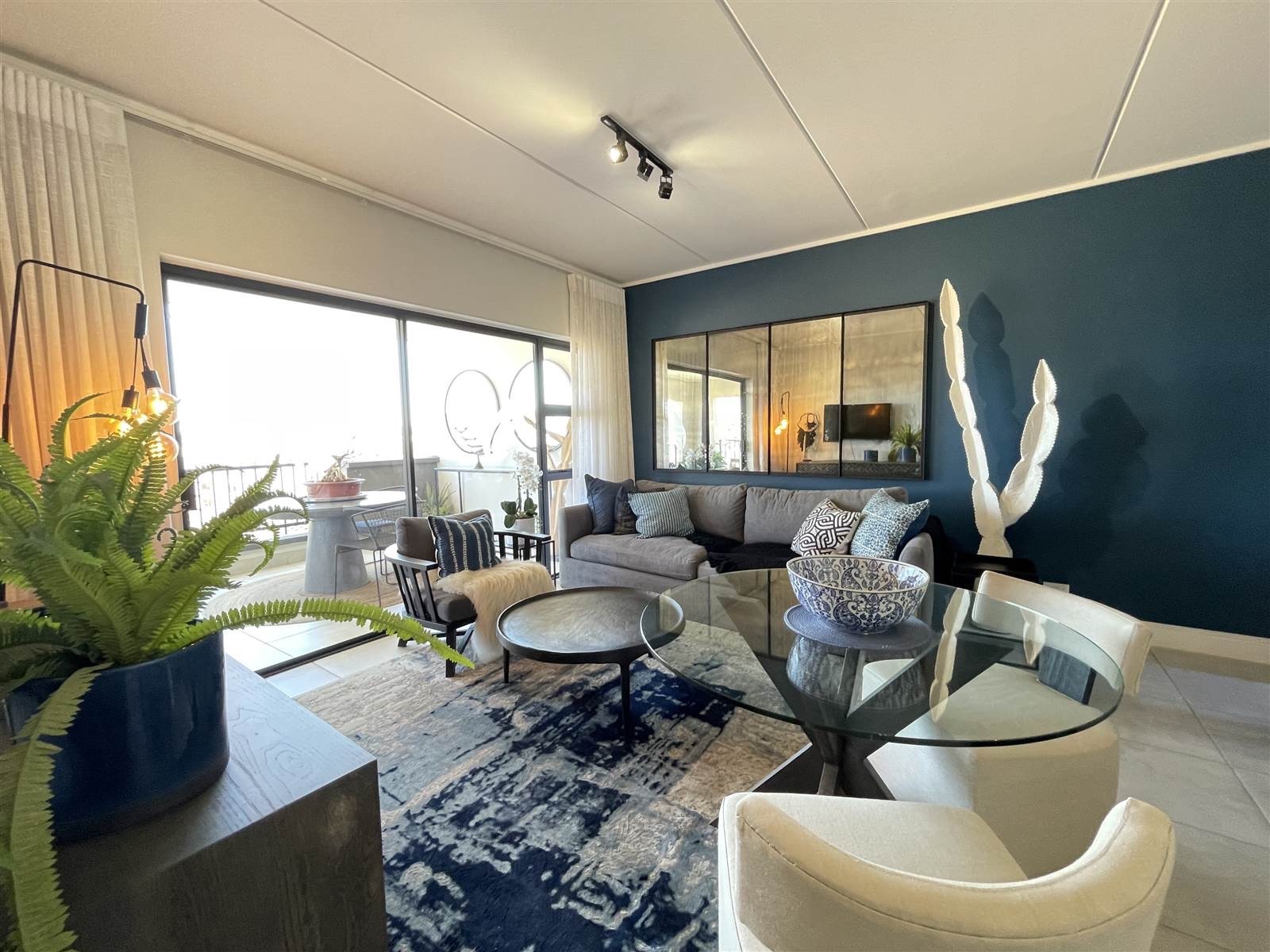 Apartment To Rent in Waterfall, Midrand