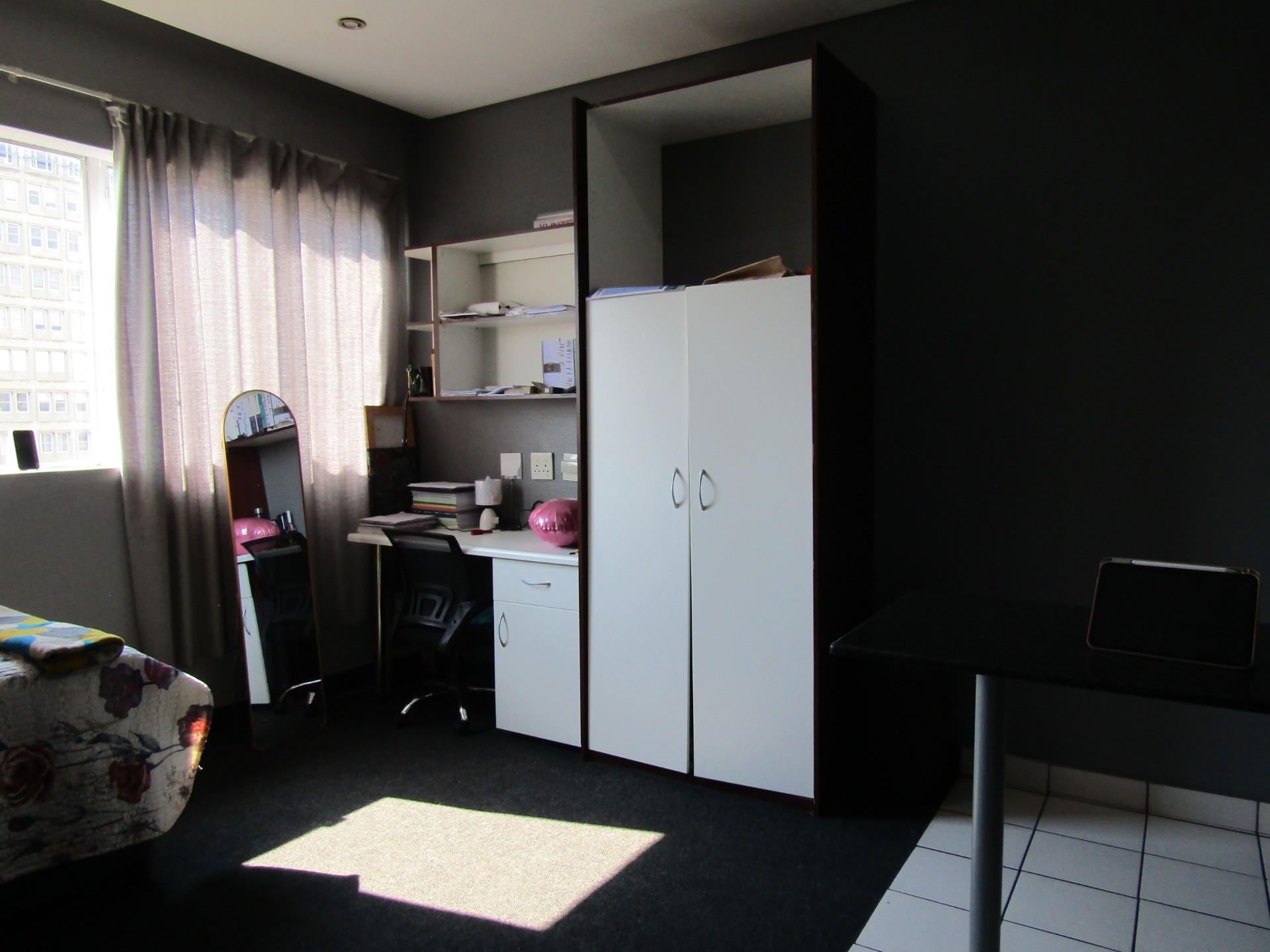 Studio For Sale in Braamfontein, Johannesburg