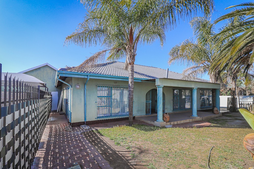 Rare and Spacious Family Home to Rent in Eveleigh