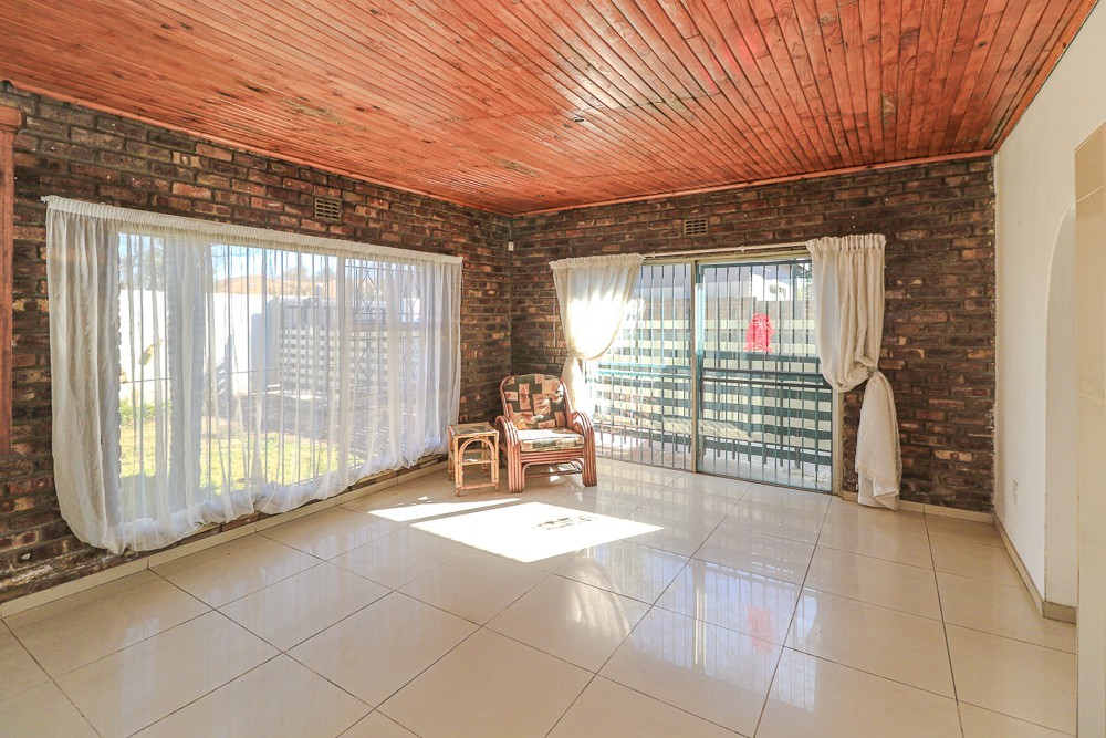 Rare and Spacious Family Home to Rent in Eveleigh