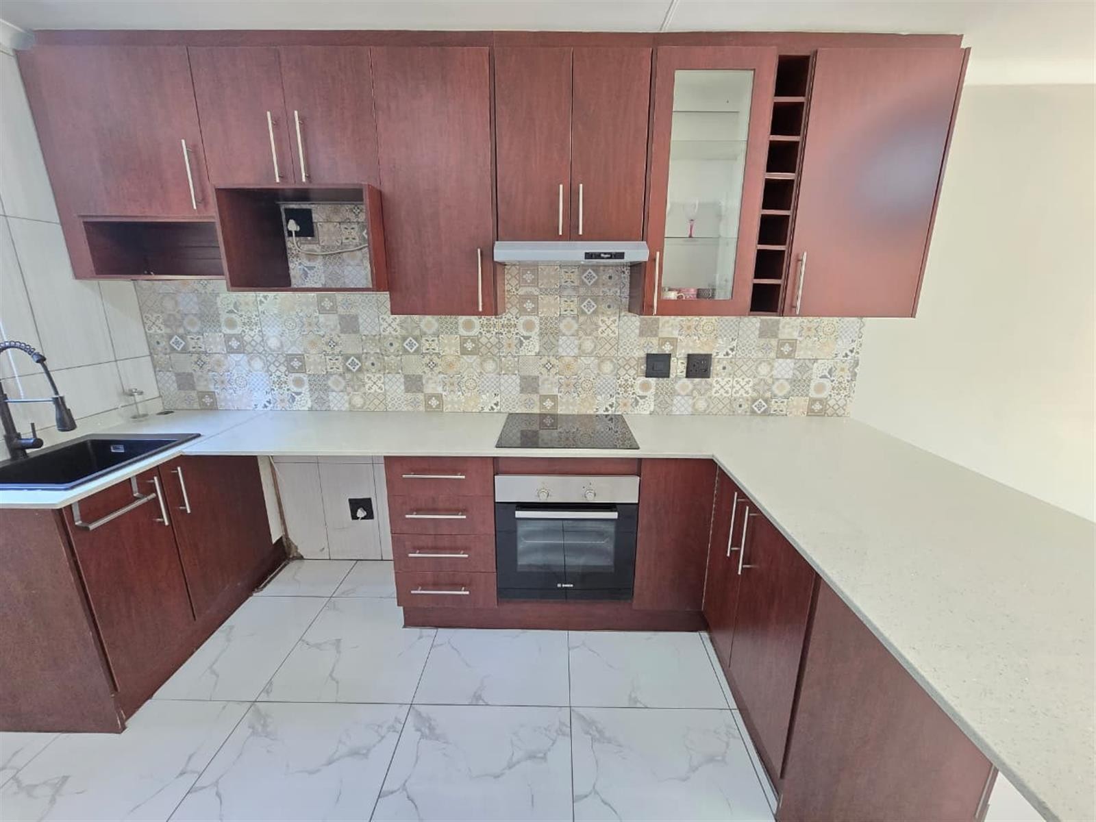 Renovated Two Bedroom Garden Townhouse in Crawford Manor Douglasdale
