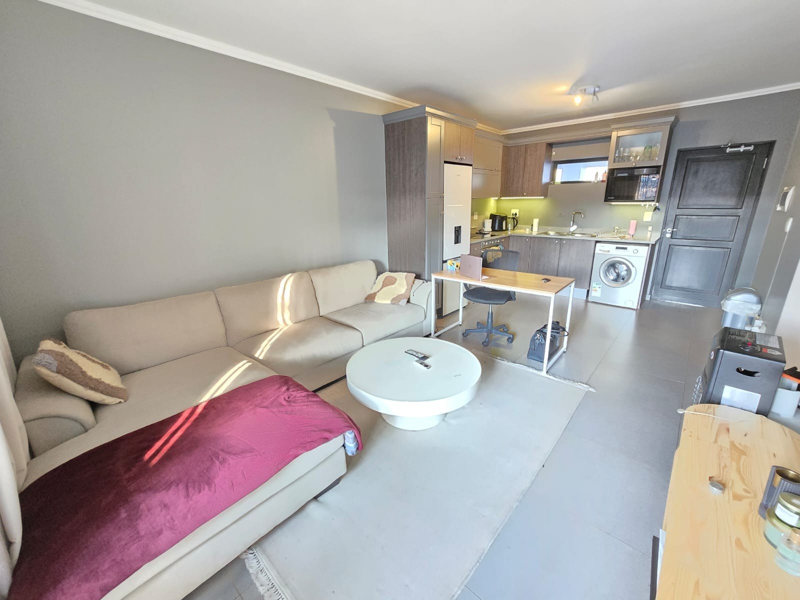 1 Bed Apartment To Rent in Bryanston, Sandton