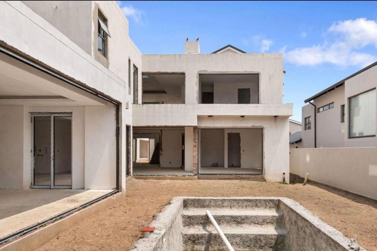 House For Sale in Bryanston East, Sandton