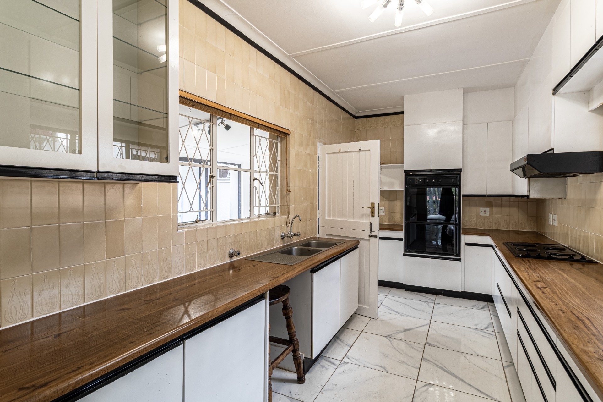 House for sale in Lyndhurst, Johannesburg, 407 m²