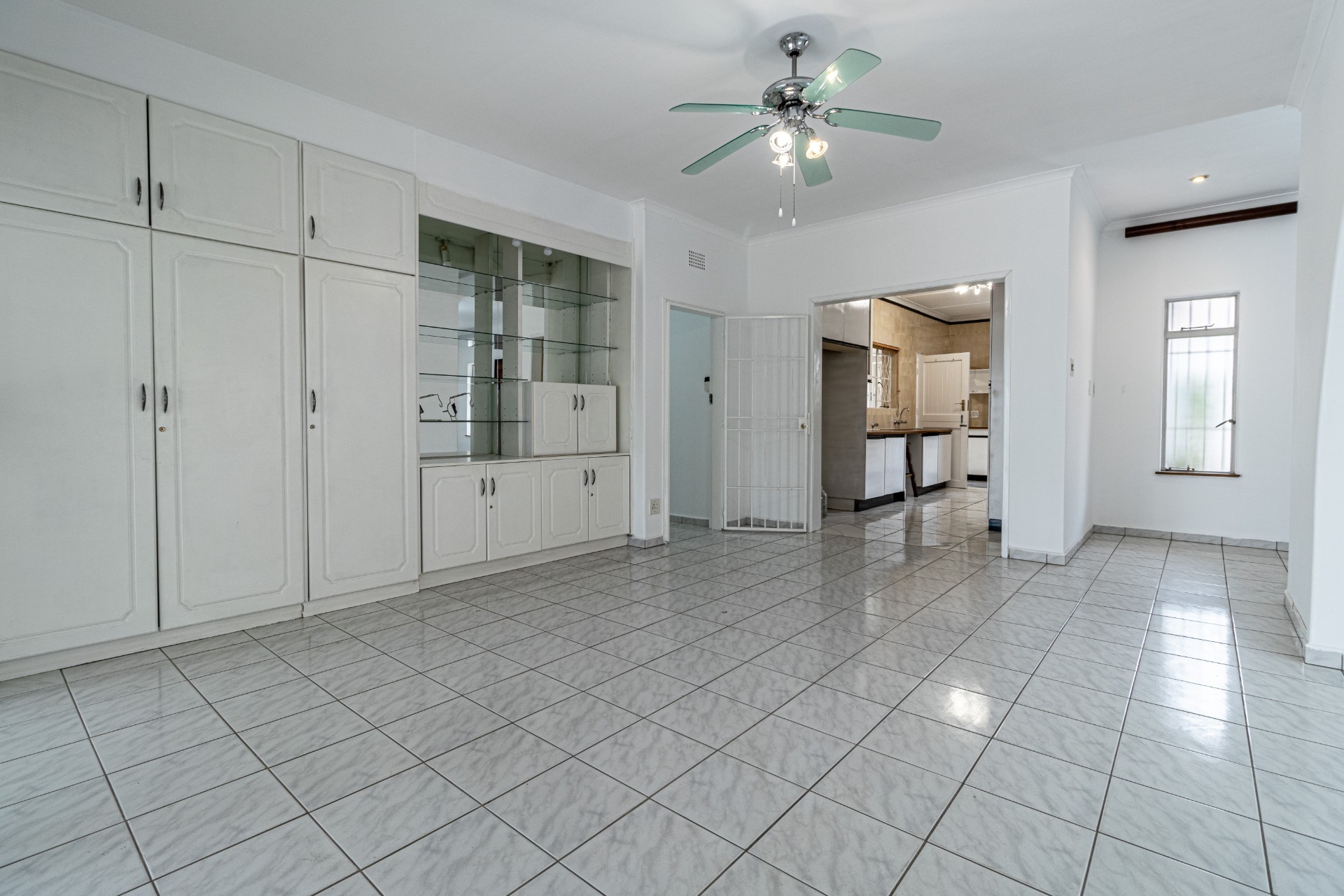 House for sale in Lyndhurst, Johannesburg, 407 m²