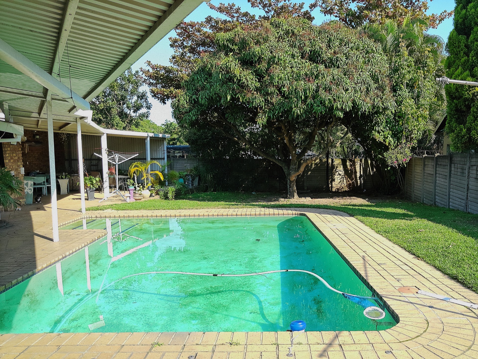 3 Bedroom House to Rent in Birdswood, Richards Bay, KwaZulu Natal with 2 Bachelor flatlets