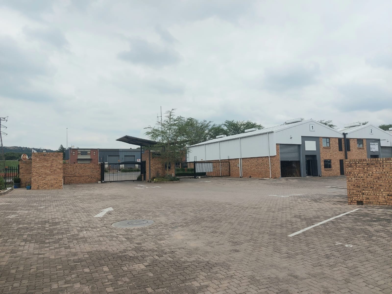 Ideal Warehouse To Rent in Strijdompark, Randburg