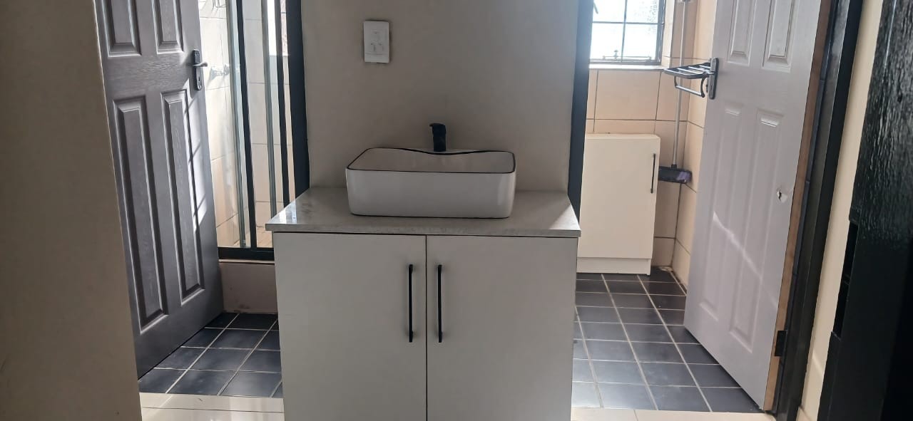Apartment To Rent in Pretoria Central, Pretoria