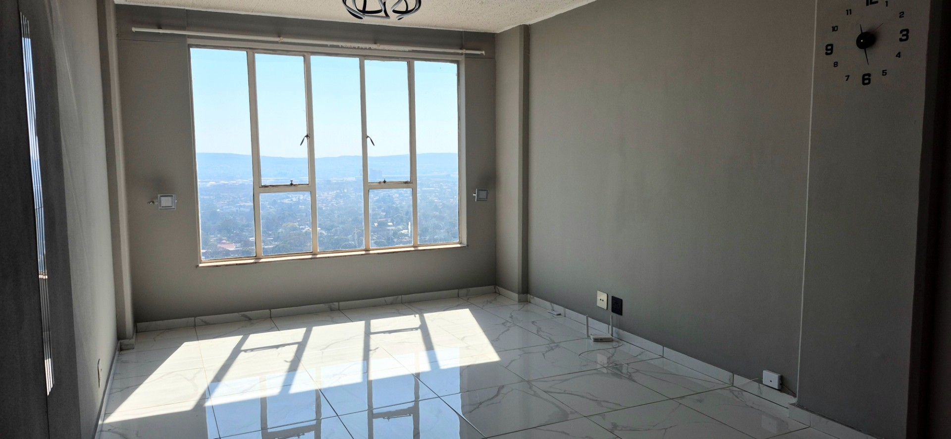 Newly Renovated 2 Bedroom Apartment to Rent at Chambord Apartments, La Montagne, Pretoria