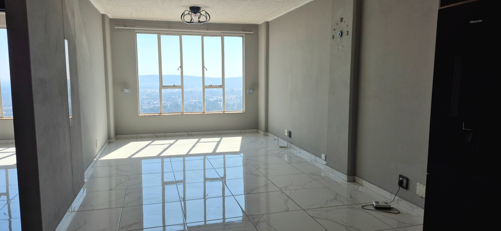 Newly Renovated 2 Bedroom Apartment to Rent at Chambord Apartments, La Montagne, Pretoria