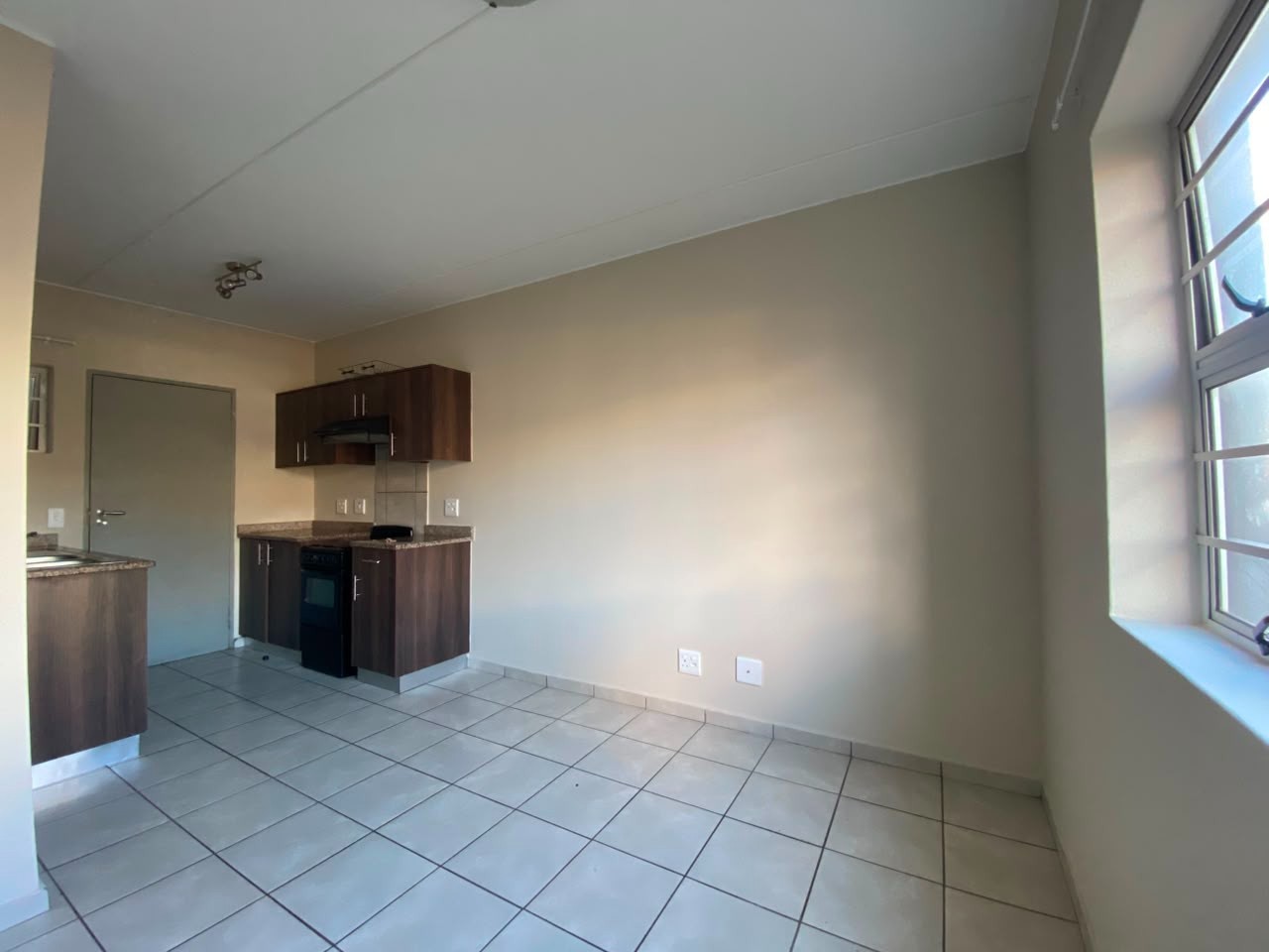 Apartment For Sale in Kwamashu, Durban, KwaZulu Natal