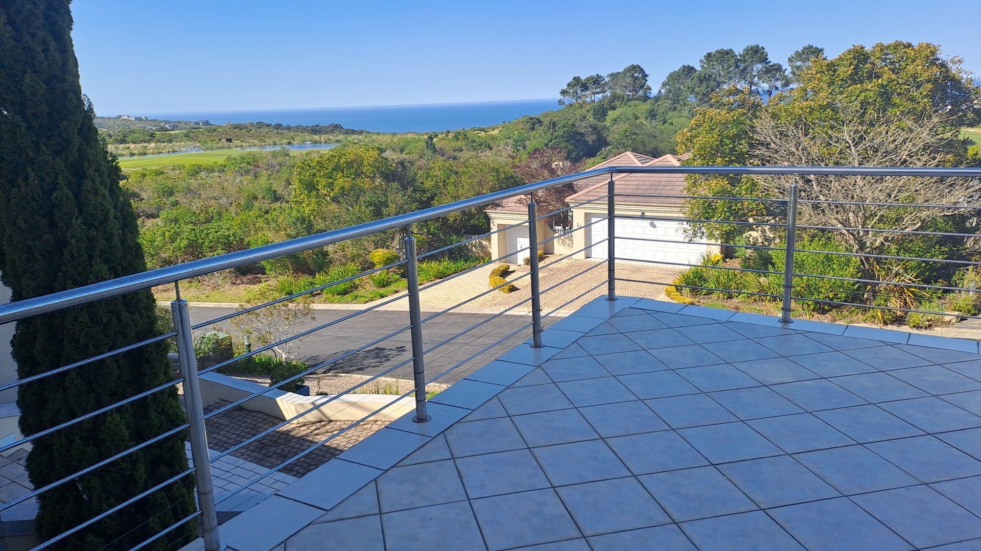Stunning Golf Course views featuring dramatic clifftops, dams and coastal waters