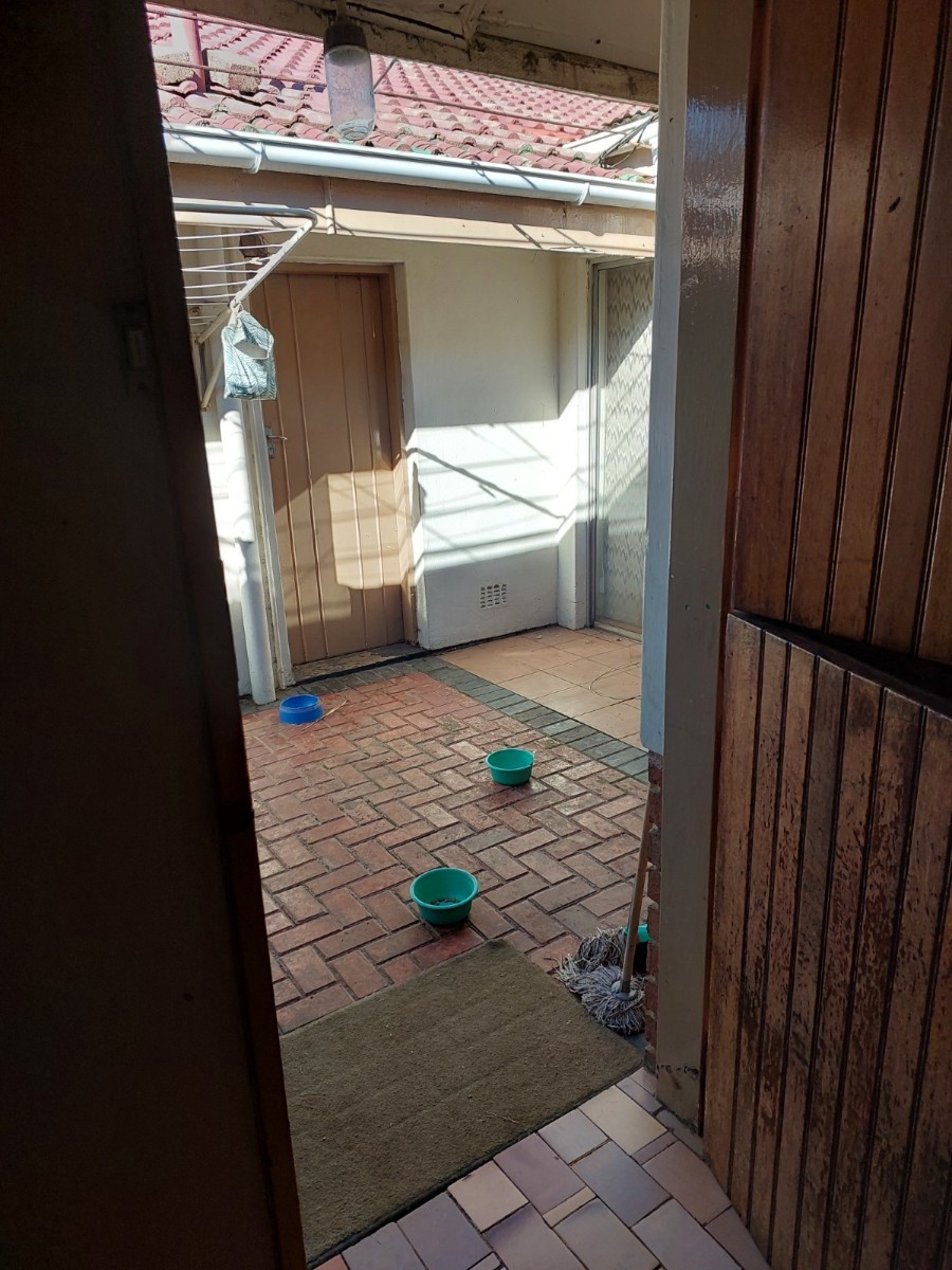 Room to Grow: A Family Home with Space, Security and Real Potential in SE7