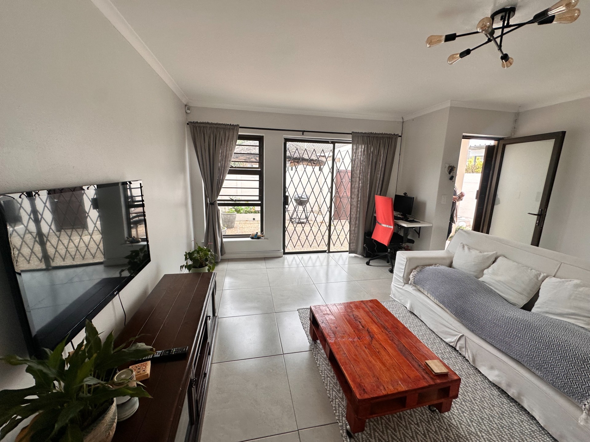 House for sale in Sunridge, Blouberg, 65 m²