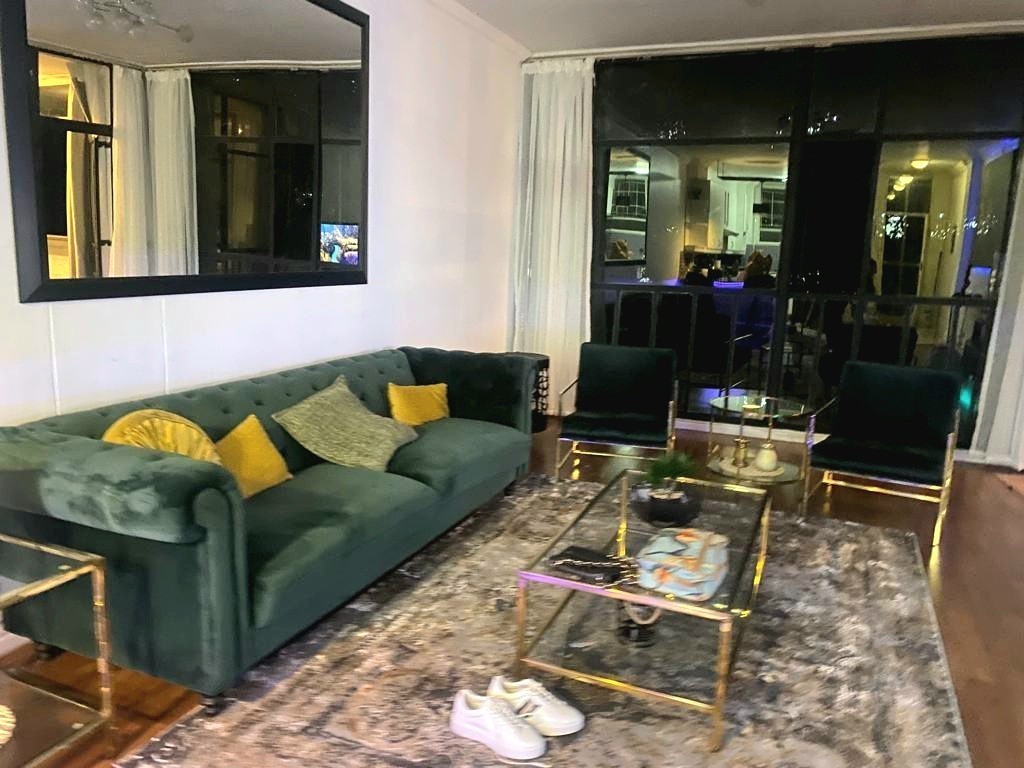 Well maintained 2 Bedroom Apartment To Rent in the popular Sandhurst Three Apartments, Sandton